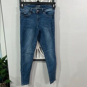 Fashion Nova Blue Skinny Jeans for Casual Wear